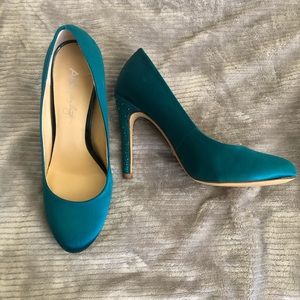Teal Pumps